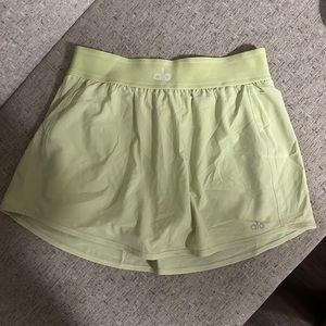 alo yoga skirt